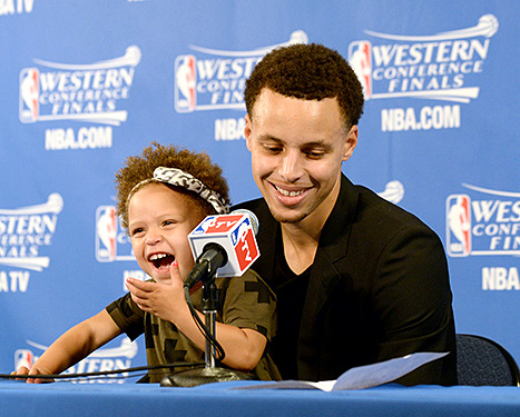 Motion To Have Stephen Curry S Daughter Do All Nba Press Conferences From Now On Hellogiggles