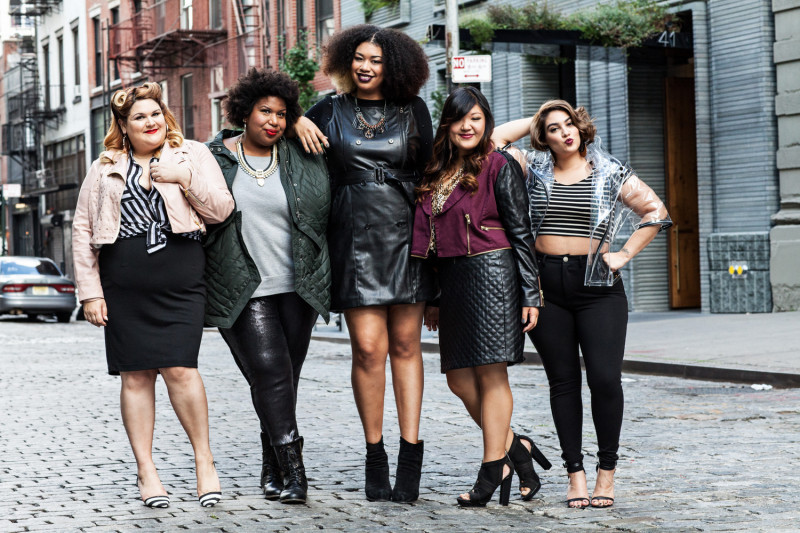 Omgivelser tilskuer Pub These plus-size fashion bloggers have bangin' aesthetics and must-read blogs  | HelloGiggles