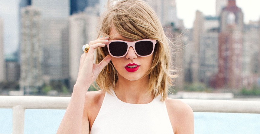 Meet The Grandma Who Is A Dead Ringer For Taylor Swift Hellogiggles