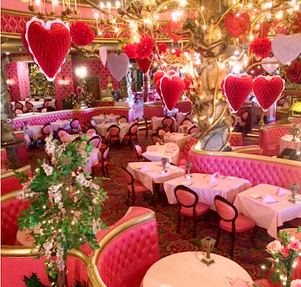 An Ode To The Aesthetic Of The Glorious Pink Holiday Known As Valentine S Day Hellogiggles Use the deviation description to tag other deviants you want to participate in the valentine's day prompts. an ode to the aesthetic of the glorious