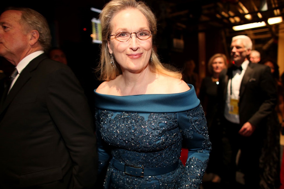 Here S Why Meryl Streep Is Suddenly A Meme Hellogiggles