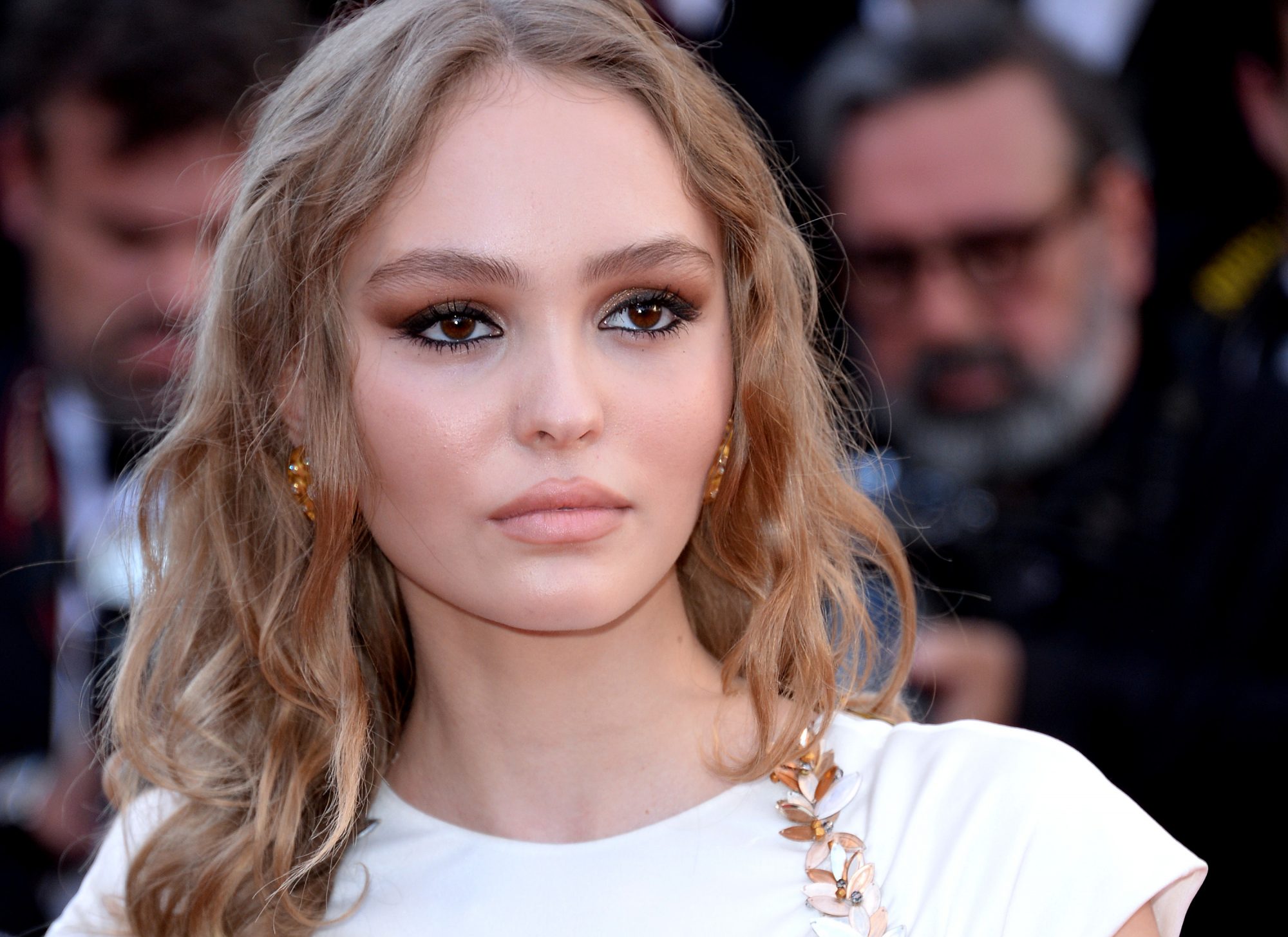 How To Recreate Lily-Rose Depp's Smoky Eye In 3 Easy Steps