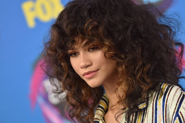 Zendaya Revealed Why She Doesn T Plan To Start Drinking Even Though She S 21 Now Hellogiggles