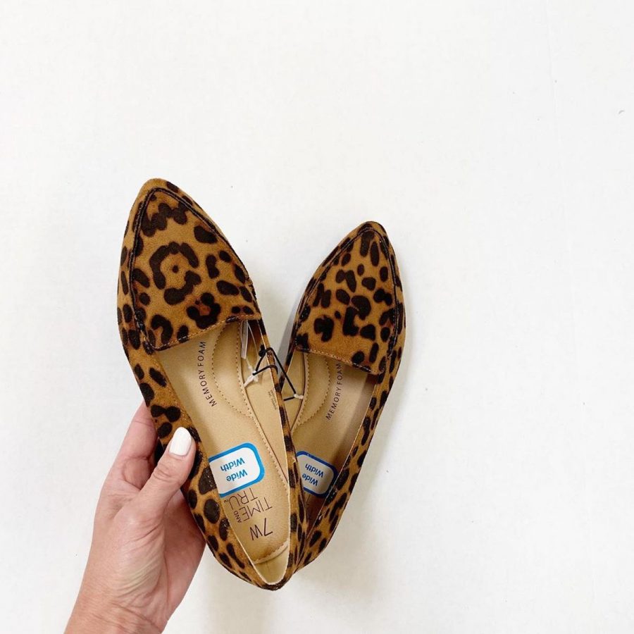 Wide leopard clearance print flats