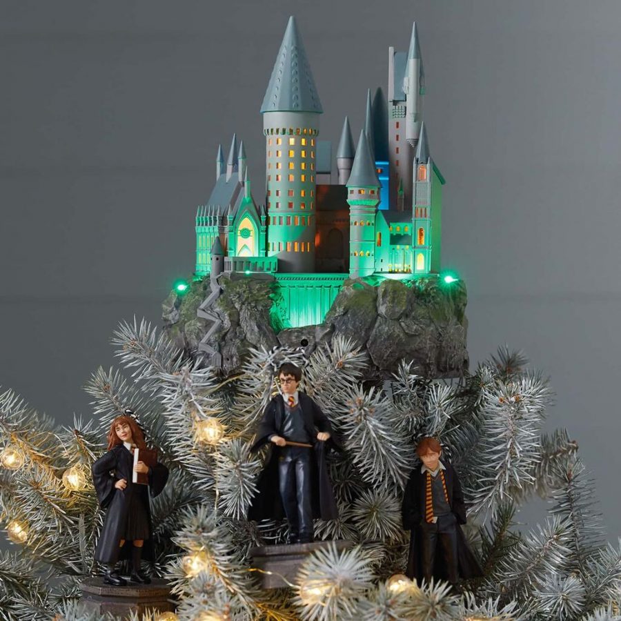 This Hogwarts Tree Topper Will Make Christmas MagicalHelloGiggles