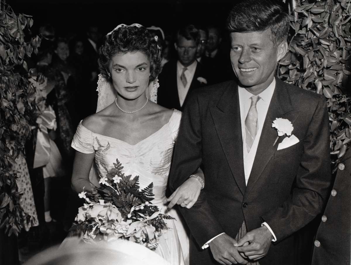 Jackie Kennedy's Wedding Dress: All the ...