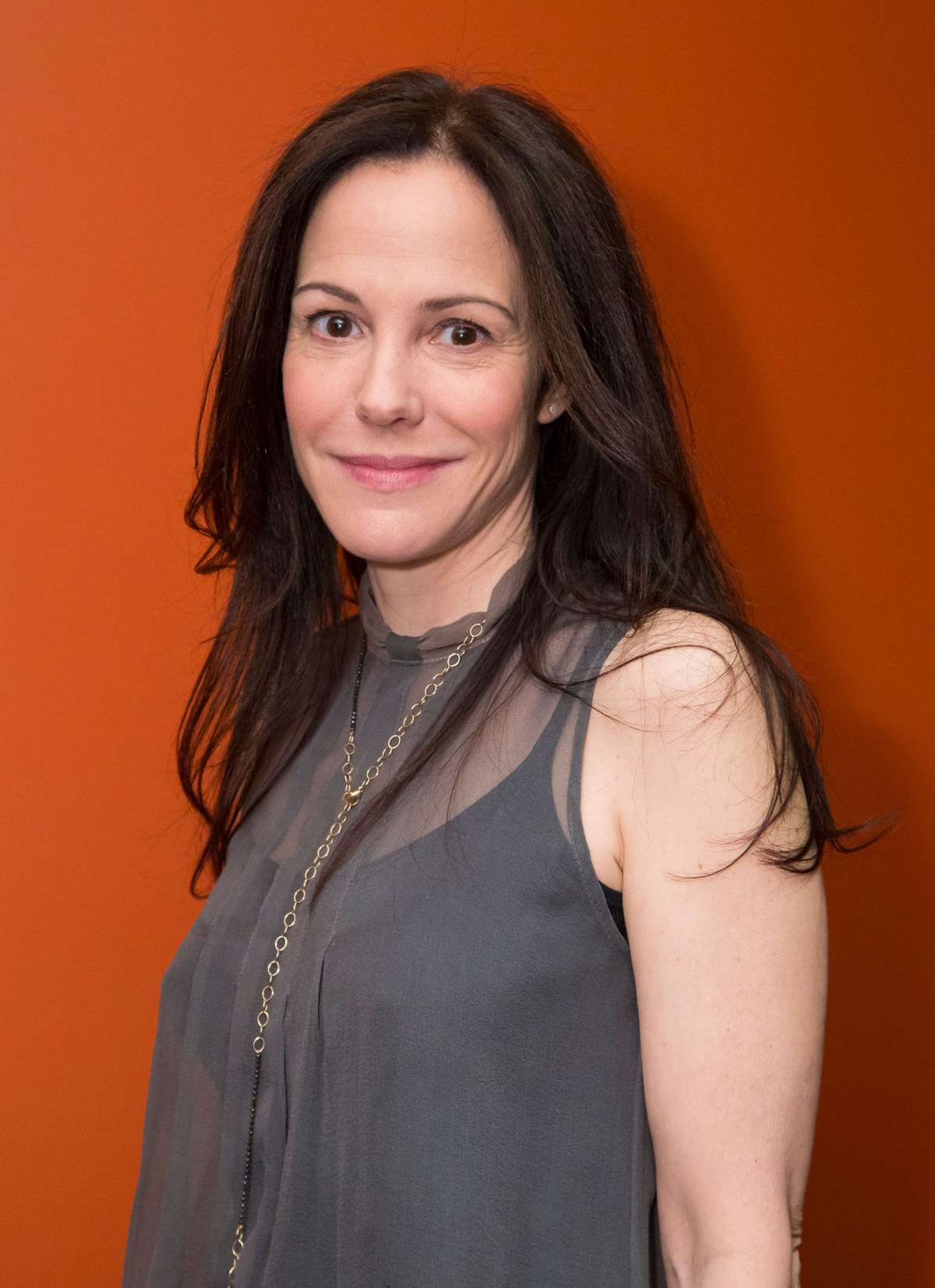 Mary-Louise Parker Joins HBO Movie 'Days of Abandonment' – The Hollywood  Reporter