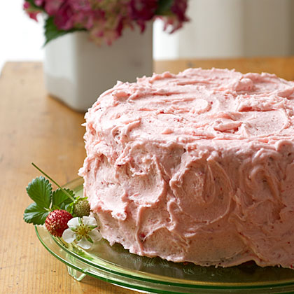Strawberry Cake - really easy cake recipe | RecipeTin Eats