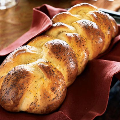 Simple Sweet Challah Bread