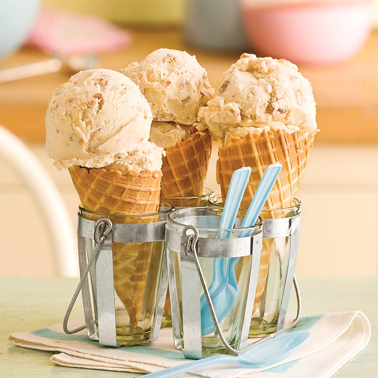 Peach-and-Toasted Pecan Ice Cream Recipe