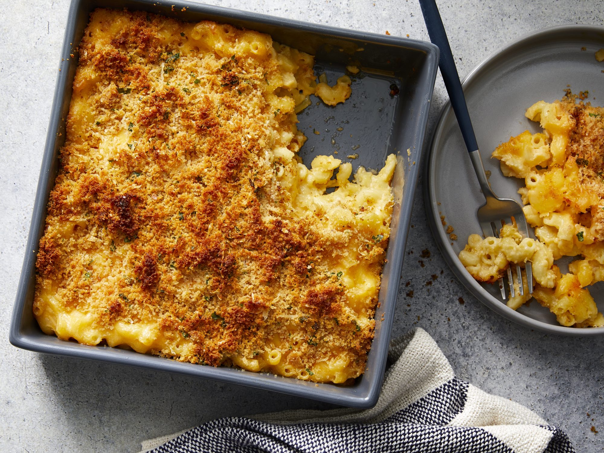Baked macaroni with cheese sauce - technologypolre