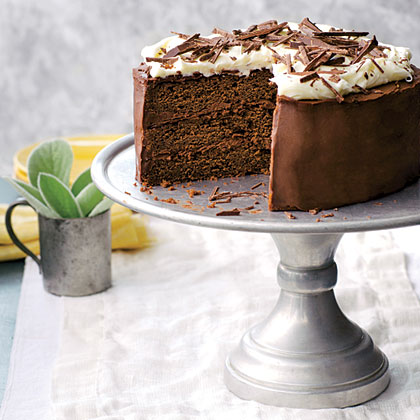 Dark Chocolate Stout Cake With Buttermilk Icing - Ever Harc