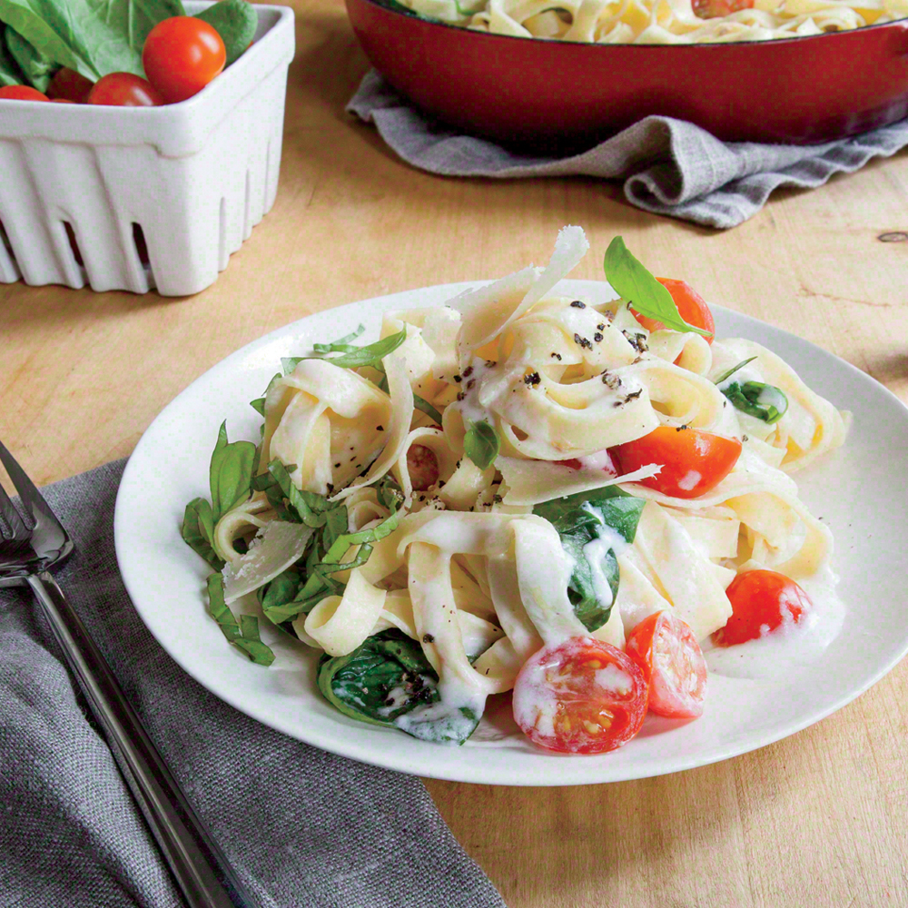 Creamy Mascarpone and Spinach Linguine Recipe | MyRecipes