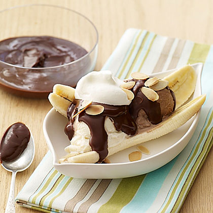 Best Banana Split Recipe - How to Make A Classic Banana Split