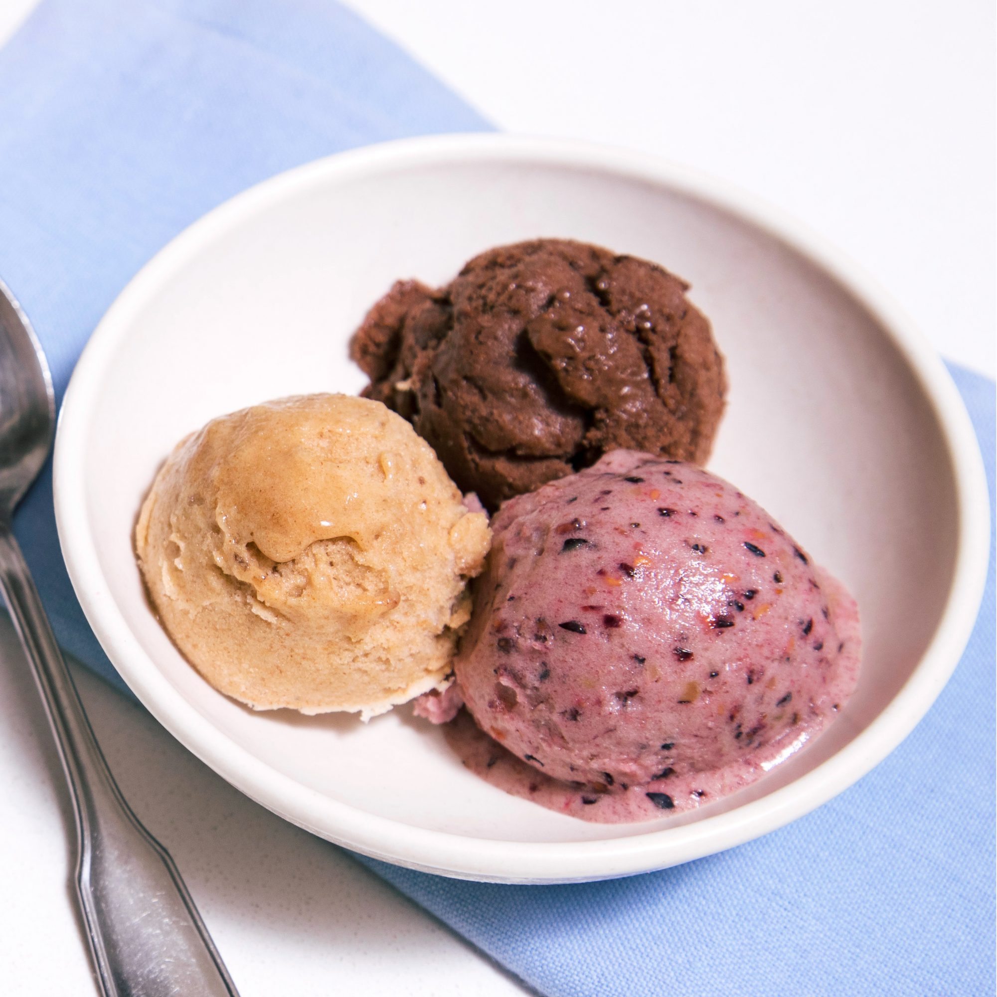 Banana Ice Cream With Berries Chocolate Or Cinnamon Recipe Myrecipes