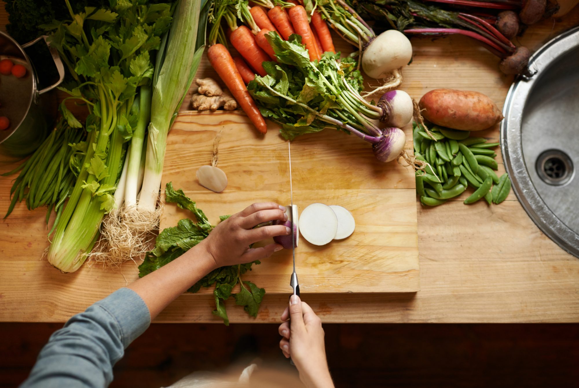 9 Basic Cutting Vegetables Techniques every cook should know