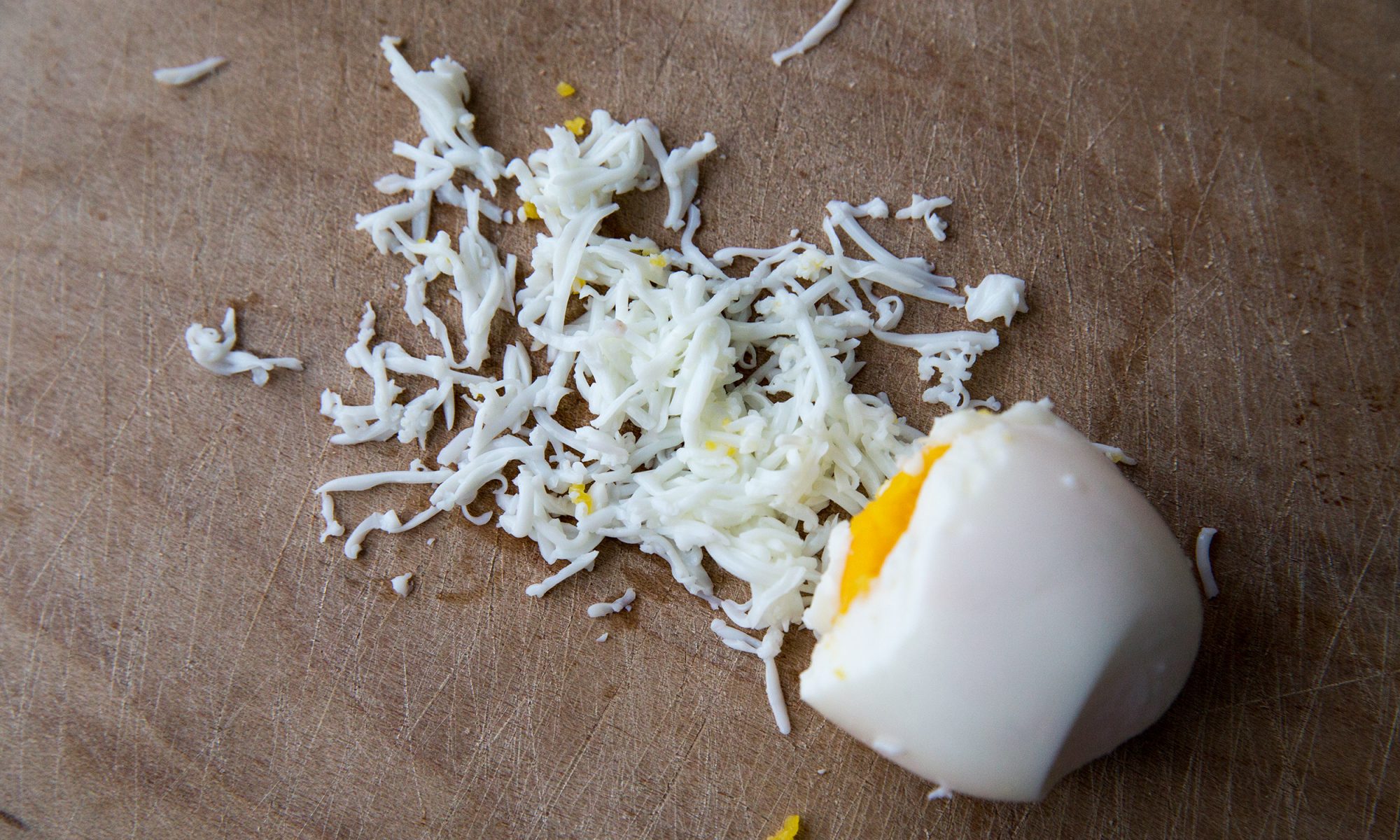 Grating Eggs Tricks Your Brain Into Thinking You Re Eating Cheese Myrecipes