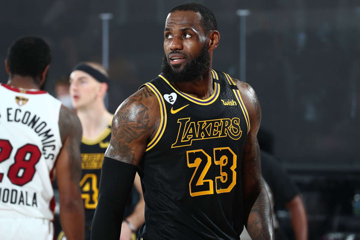 lebron james with lakers