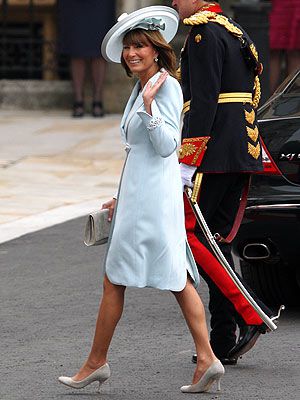 Royal Wedding: Carole Middleton Dress ...