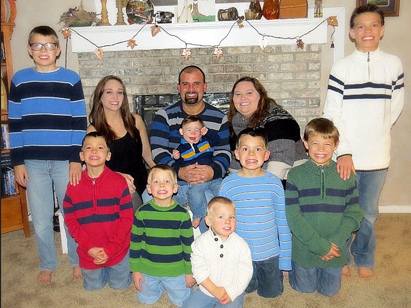 Nebraska Mom Tells of 'Sweet Chaos' of Raising Eight Adopted ...