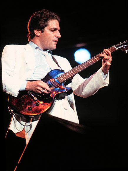 Glenn Frey Dead Eagles Guitarist S Greatest Hits People Com