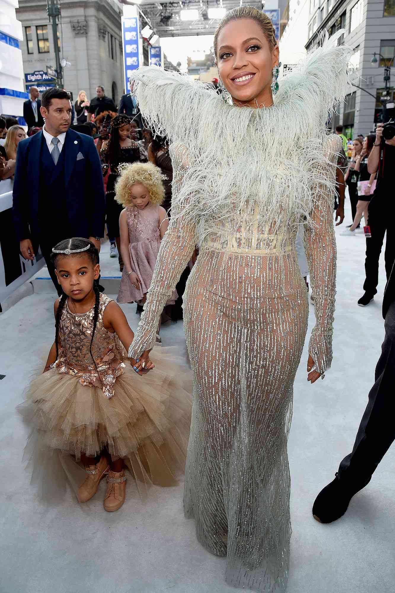 Blue Ivy Wore an $11,000 Dress at the ...