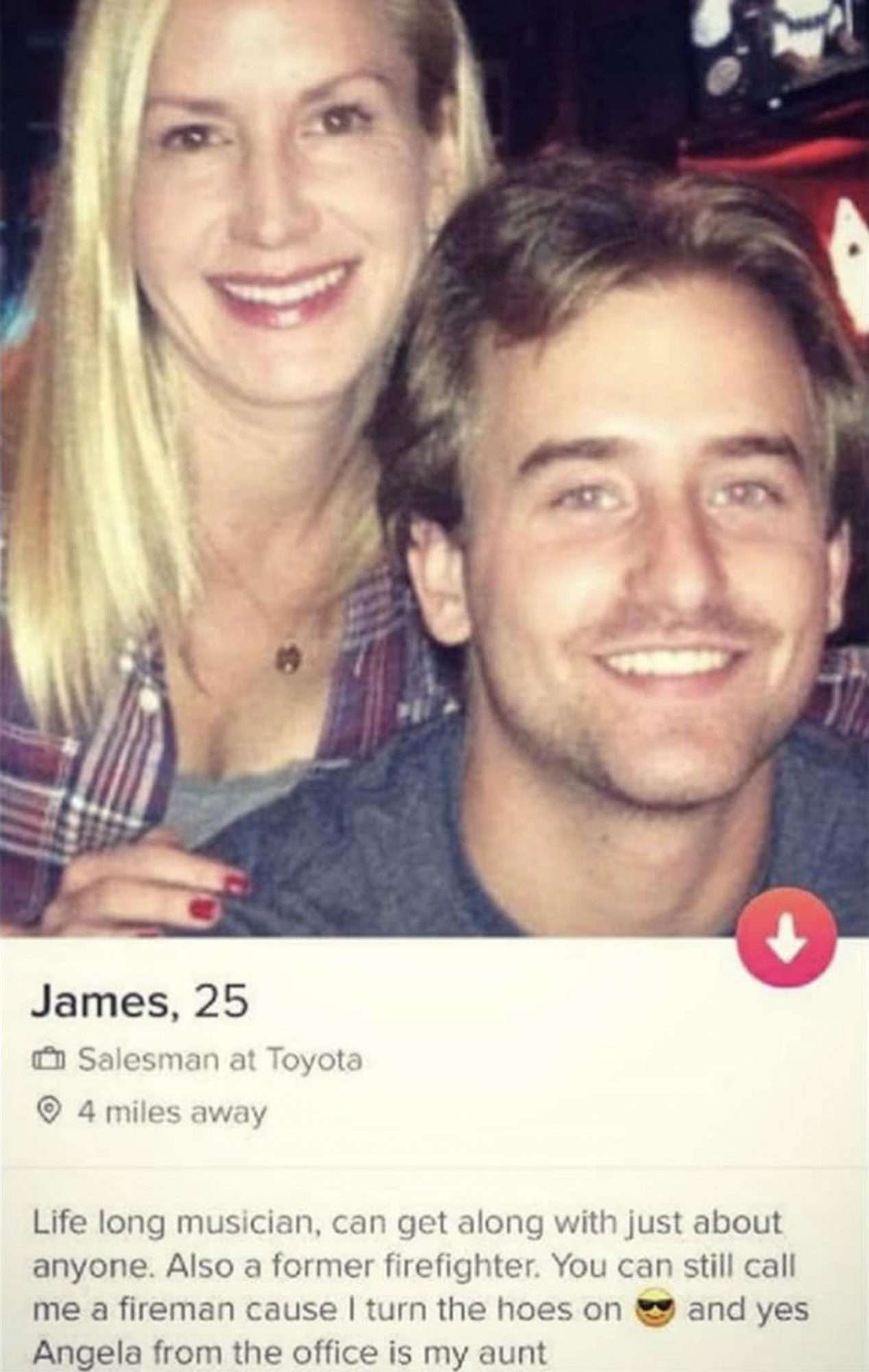 Angela Kinsey Outs Her Nephew For Using Her Picture On Tinder People Com