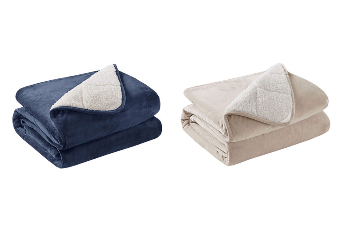 This $60 Weighted Blanket Gives Shoppers the 'Best Sleep Ever 
