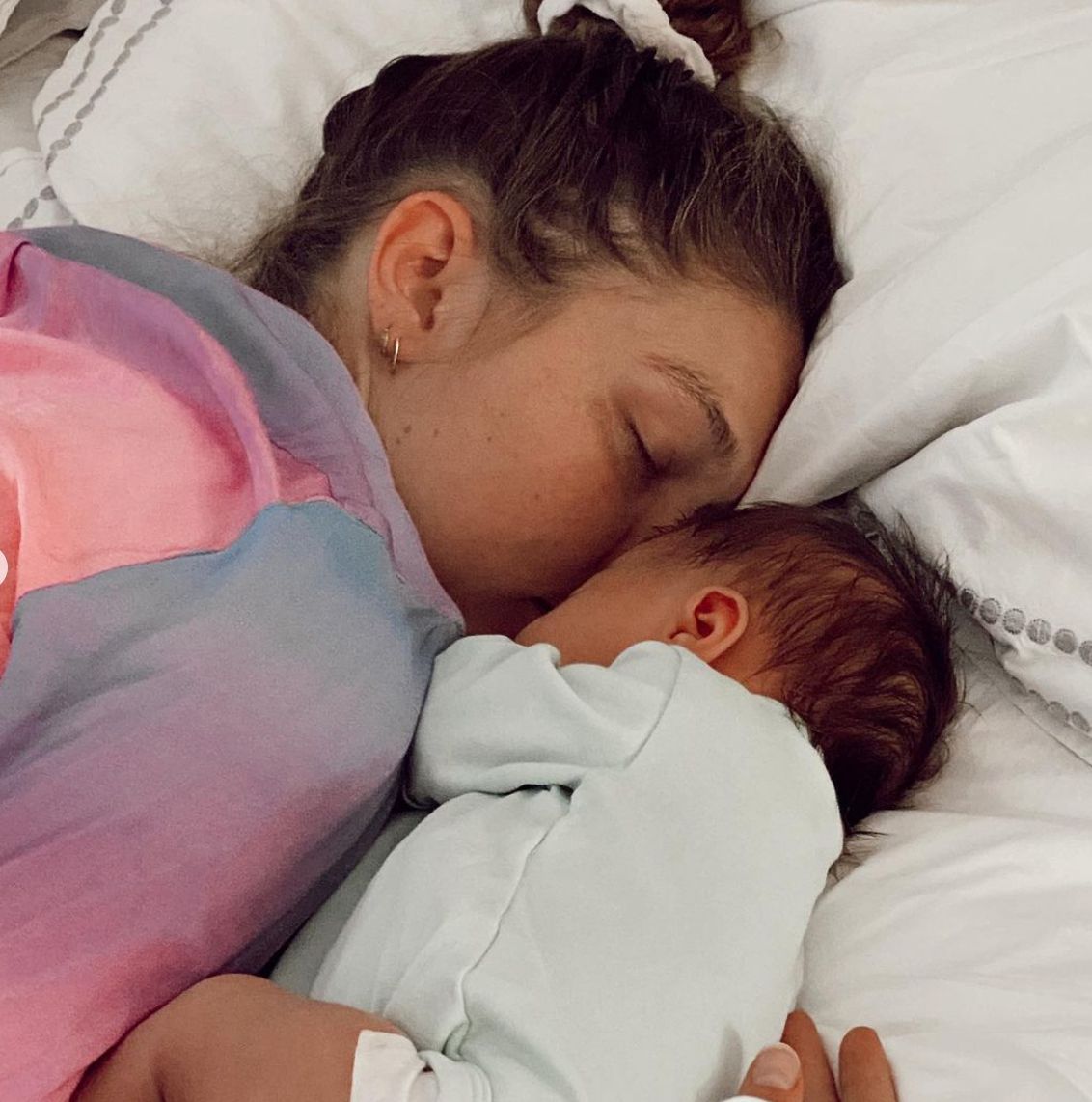 Gigi Hadid Celebrates First Mother's Day with Daughter Khai | PEOPLE.com