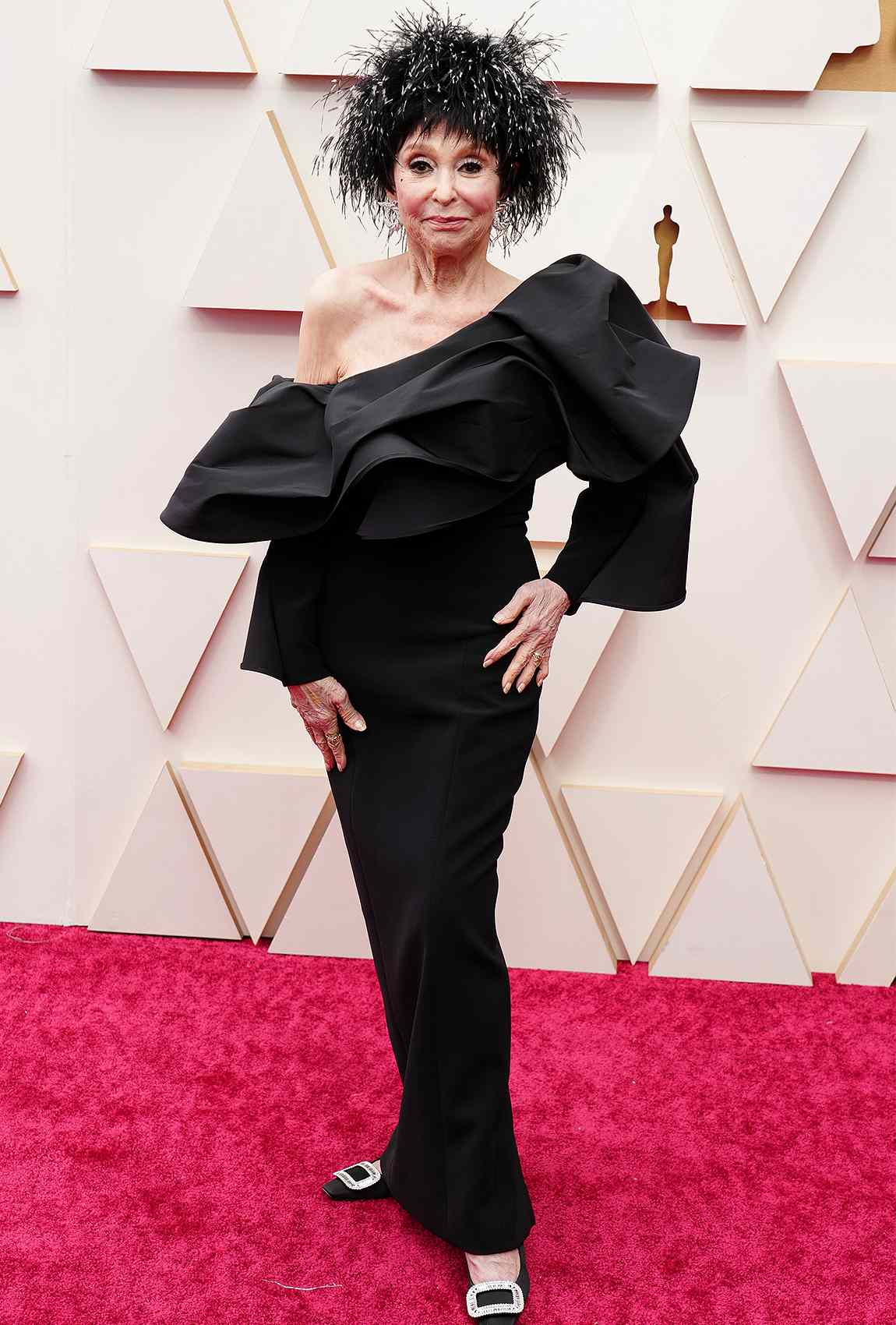 Rita Moreno 'Can't Get Over' Herself in 2022 Oscars Gown and Feathered  Headpiece | PEOPLE.com