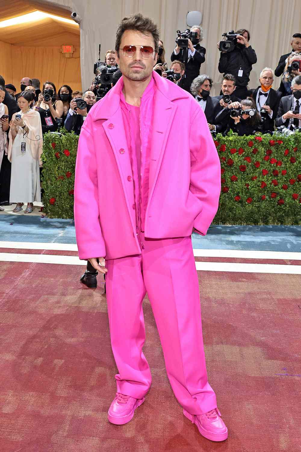 Hot Pink Suit to 2022 Met Gala ...