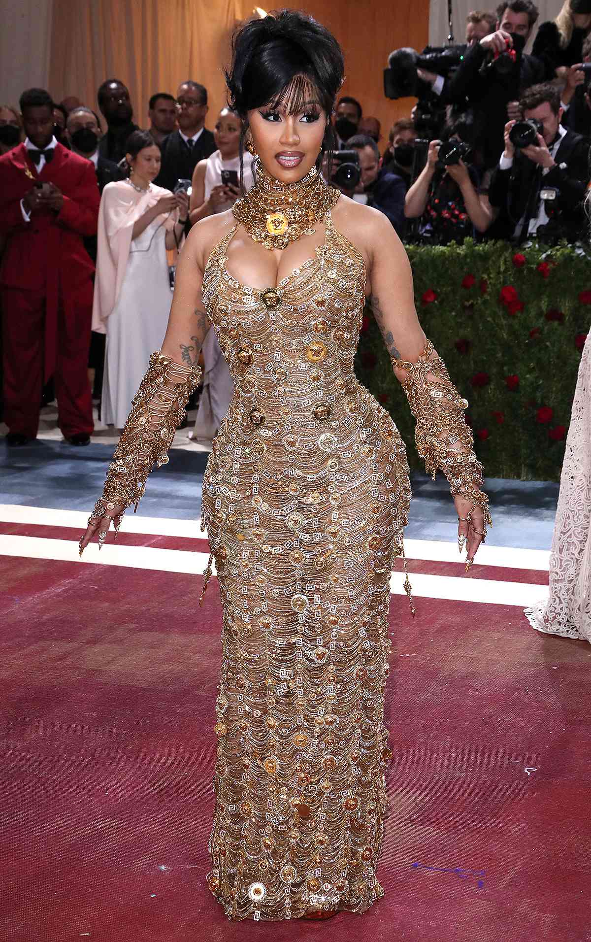 Gold Versace Gown for 2022 Met Gala ...