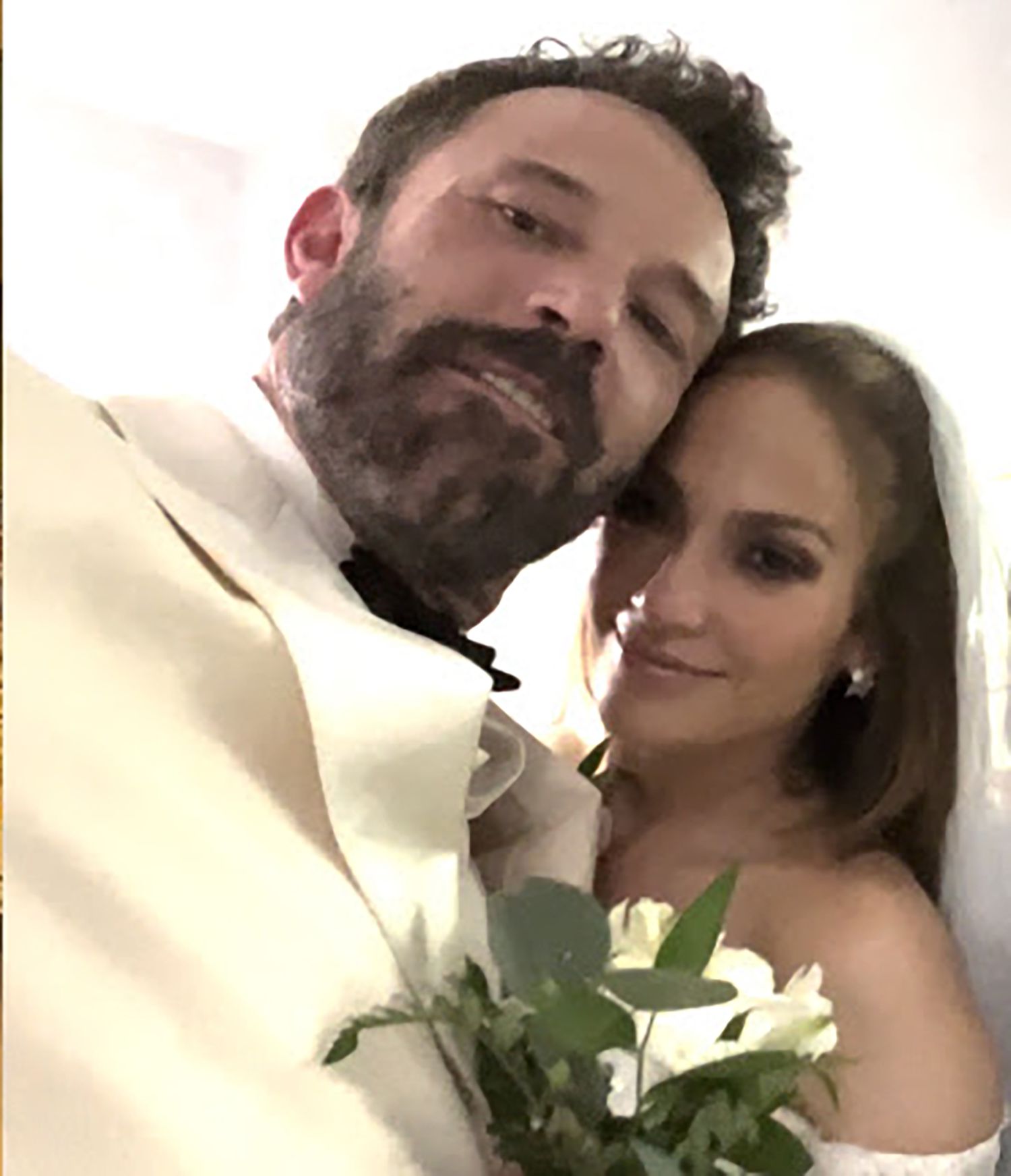 Jennifer Lopez Shares Photos from Her Las Vegas Wedding to Ben Affleck | PEOPLE.com