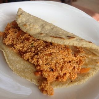 Tacos de hueva de pescado | People en Español