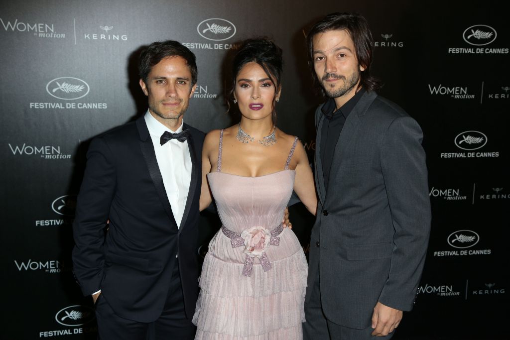 Salma Hayek, Gael García Bernal y Diego Luna se juntan en Cannes | People  en Español