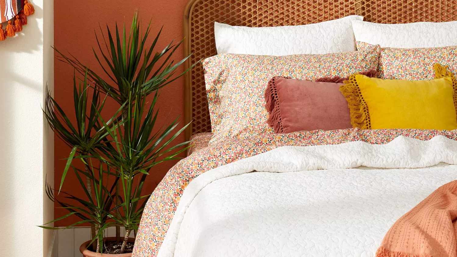 8 Stylish Dorm Decor Items At Target, Target Dorm Rugs