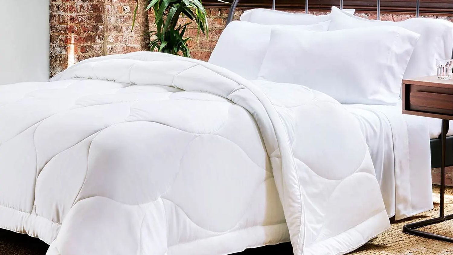 DECROOM Clearance Sale,White Comforter Full/Queen Size Down Alternative Quilted 