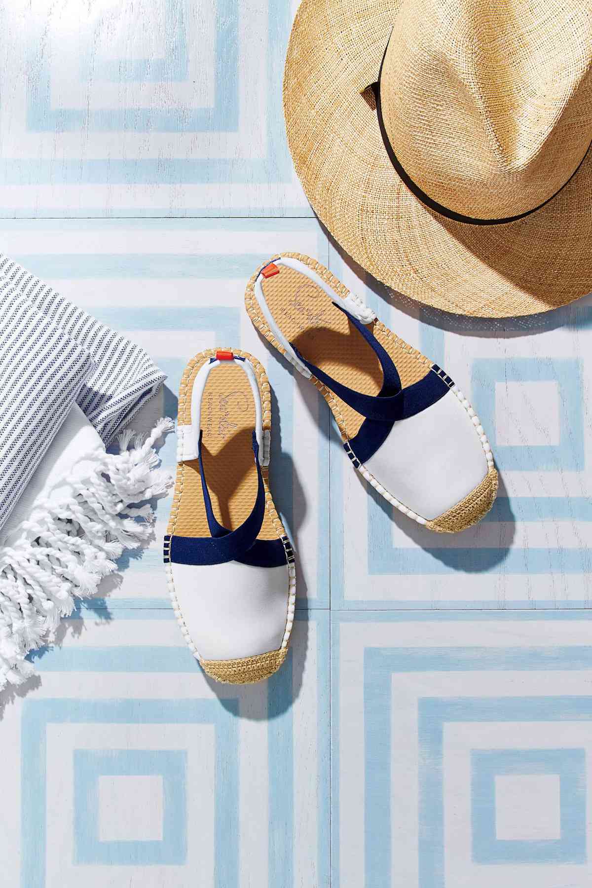 Comfy Walking Shoes to Wear From Summer 