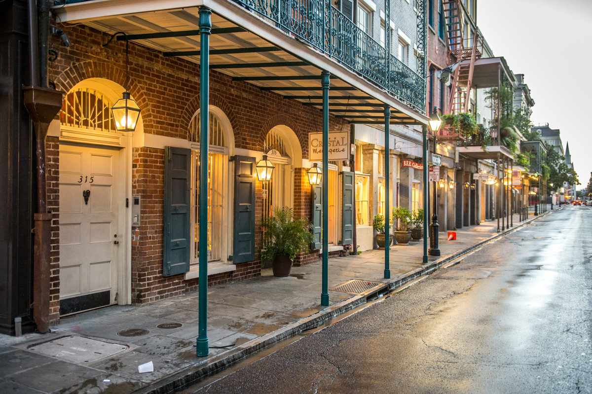 How can i get laid in new orleans?