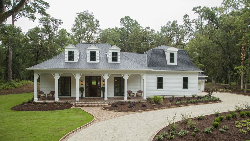 11 Ranch House Plans That Will Never Go, Sprawling Ranch House Plans