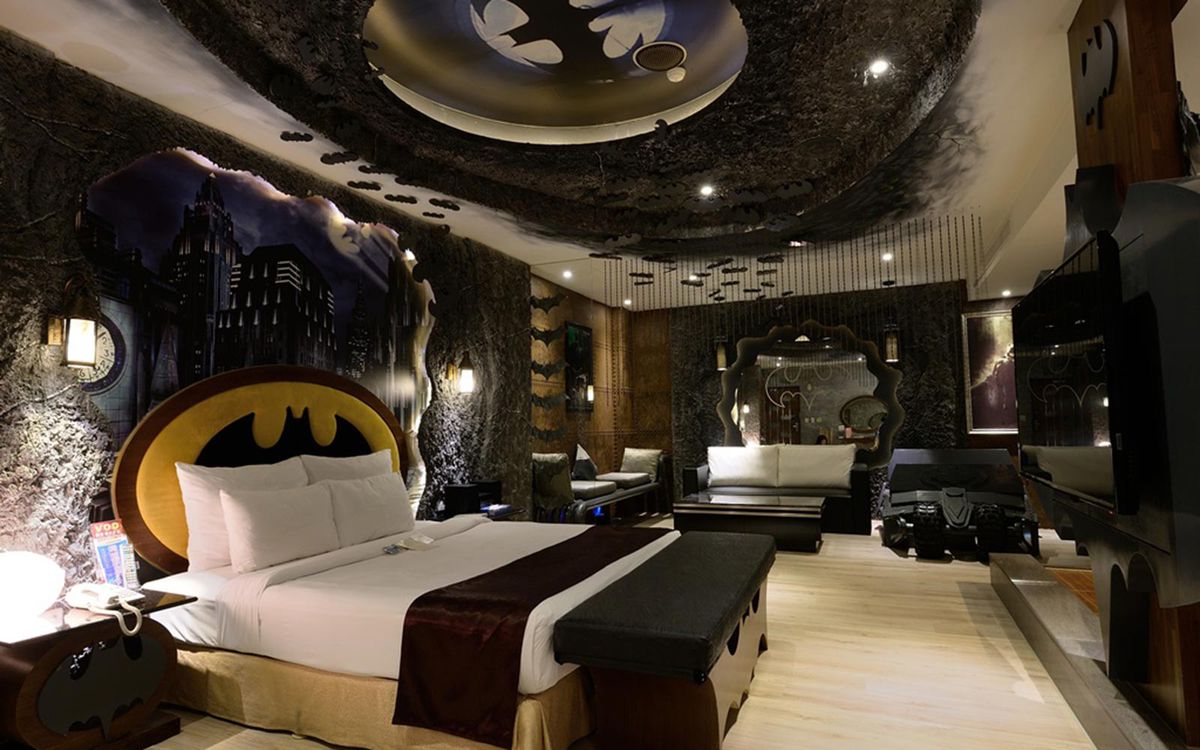 batman suite eden motel taiwan MOVIEHOTELS0218