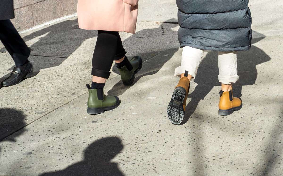 outfits with ankle rain boots