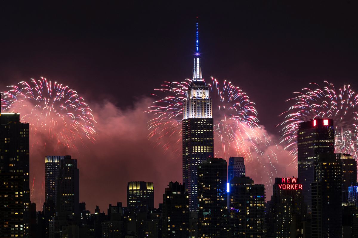 How to Watch Macy&#39;s July 4th Fireworks Show 2021 | Travel + Leisure