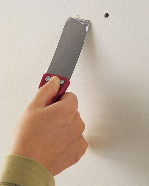 how to fill holes in the wall before painting