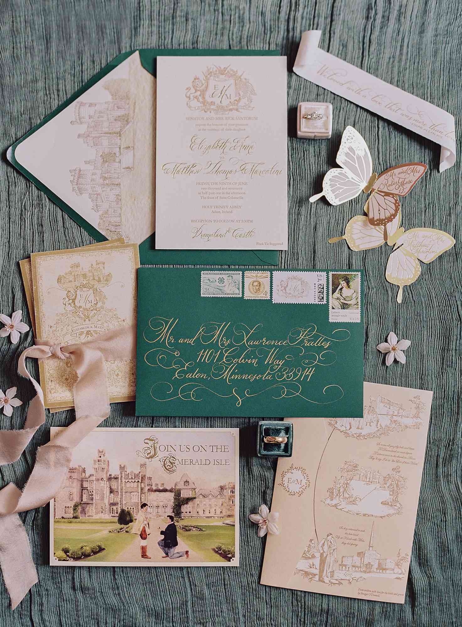 **Personalised Vintage Wedding RSVP with Envelopes** 