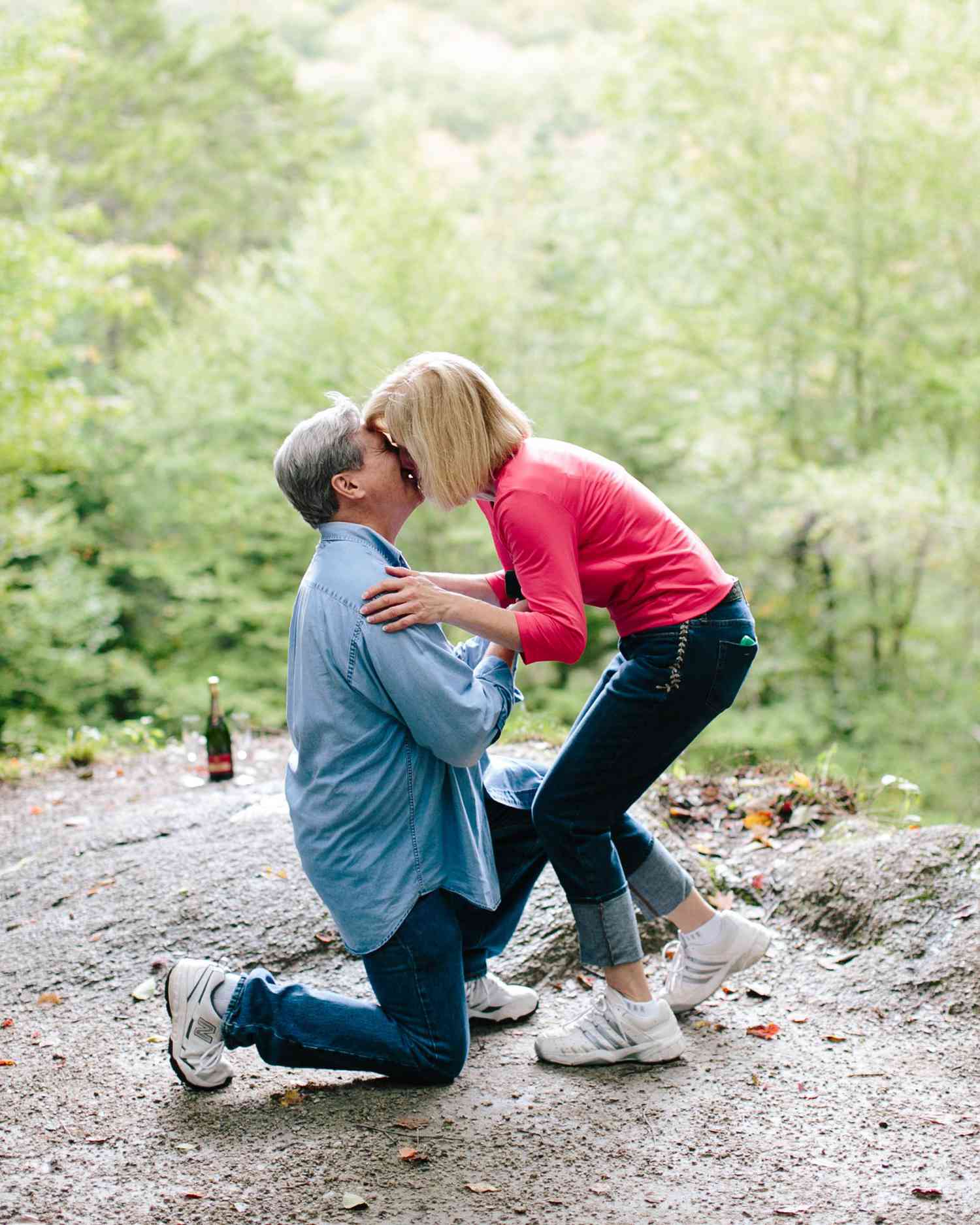 15 Dos and Don'ts for an Unforgettable Marriage Proposal | Martha Stewart