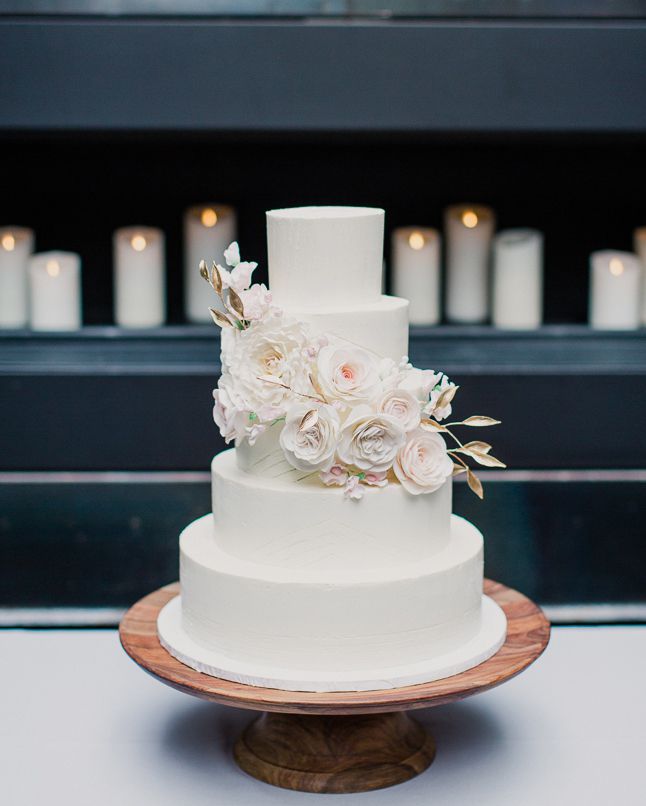 The One Part Of Your Wedding You Should Never Diy Martha Stewart - Diy Tiered Wedding Cake
