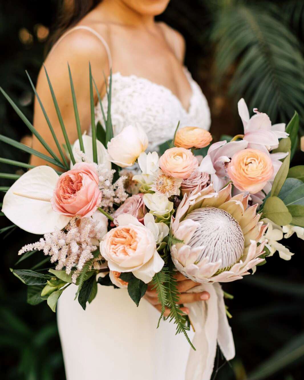 Heat Resistant Wedding Bouquets Perfect for Summer   Martha Stewart