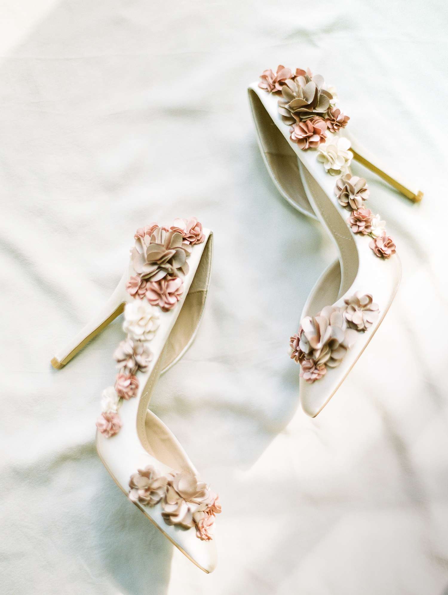 Does the Style of Your Wedding Shoes 