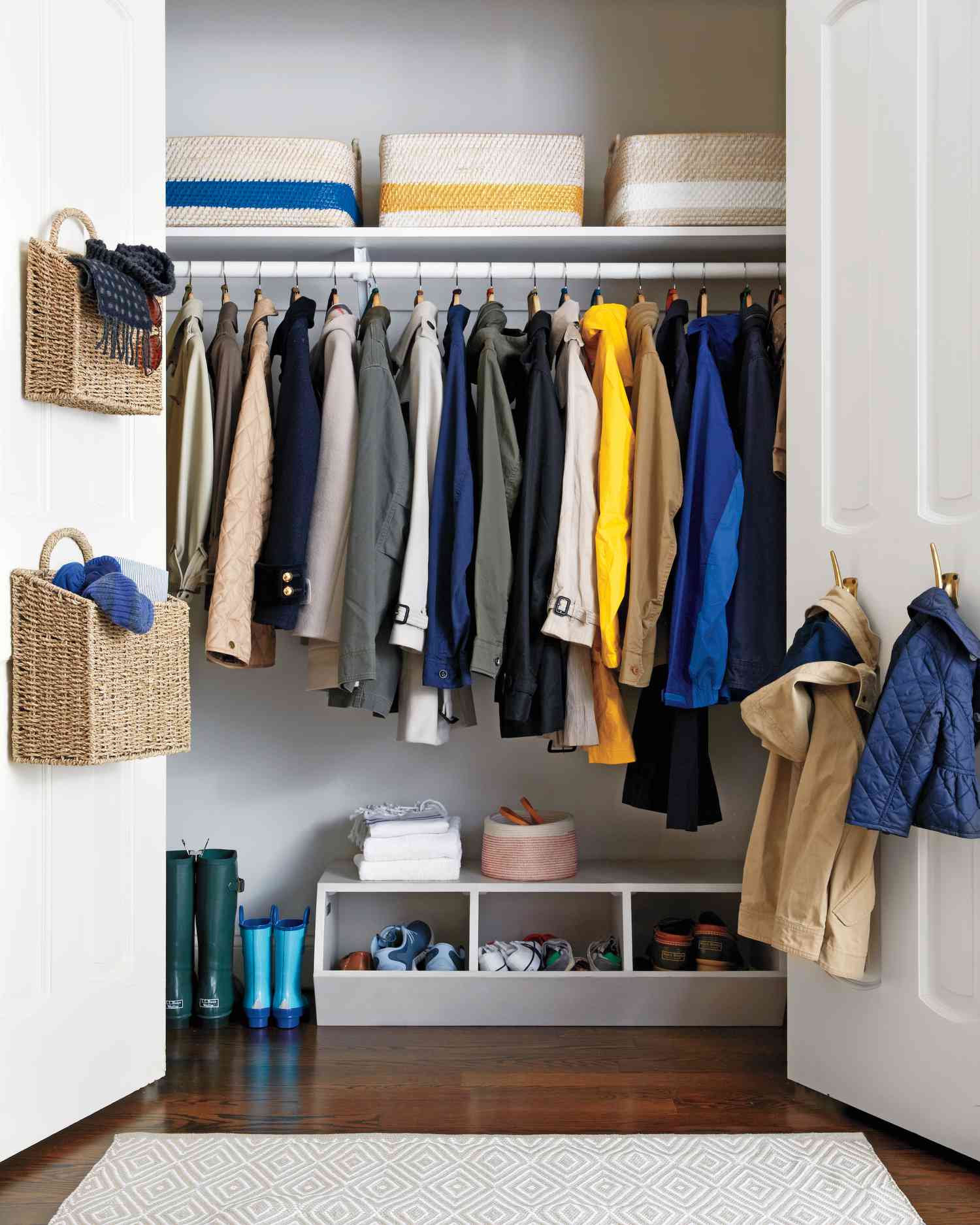 How To Organize A Deep Closet Martha, Organising Closet Shelves